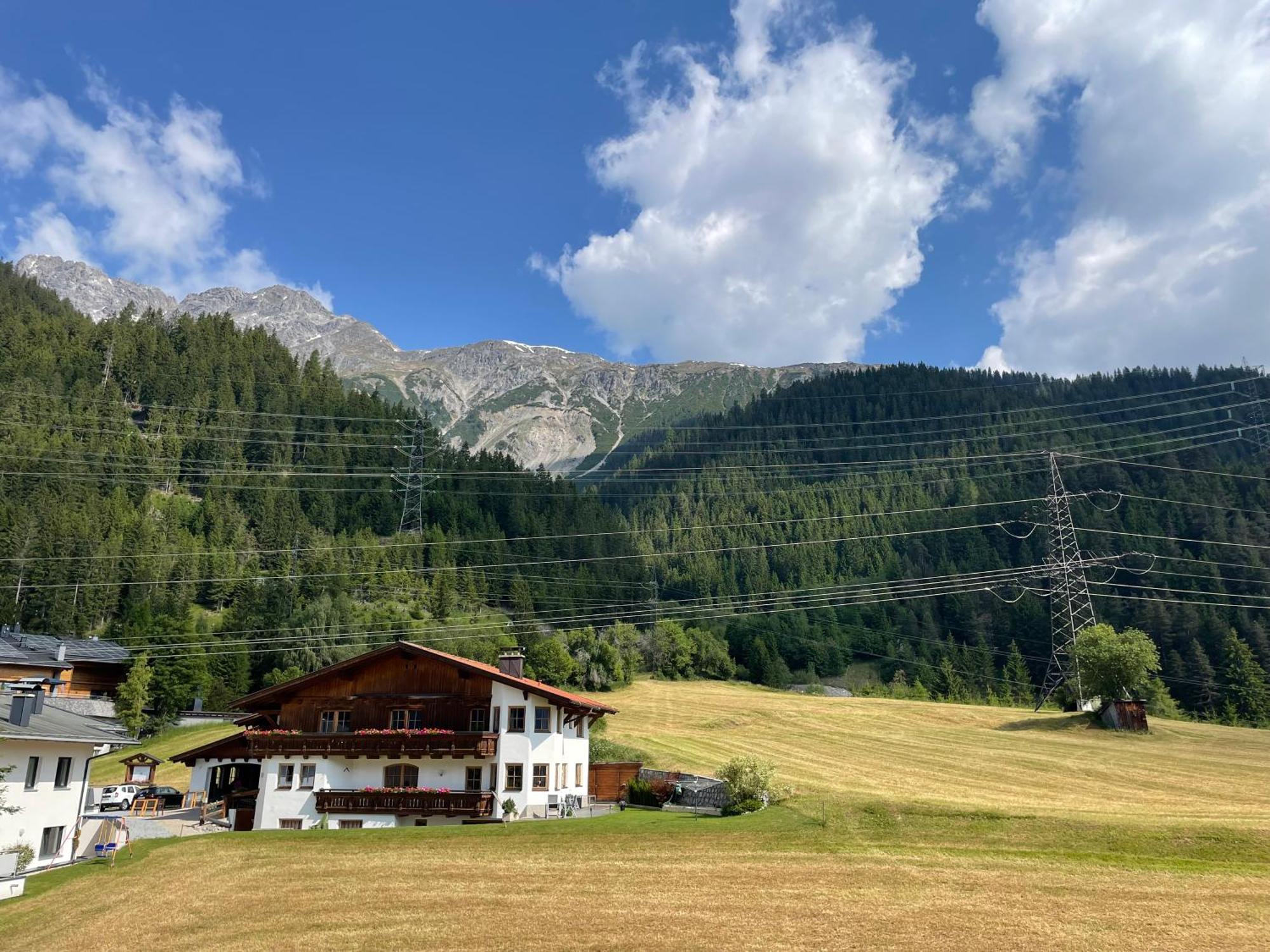 Aparthotel Mountain Residences 4*