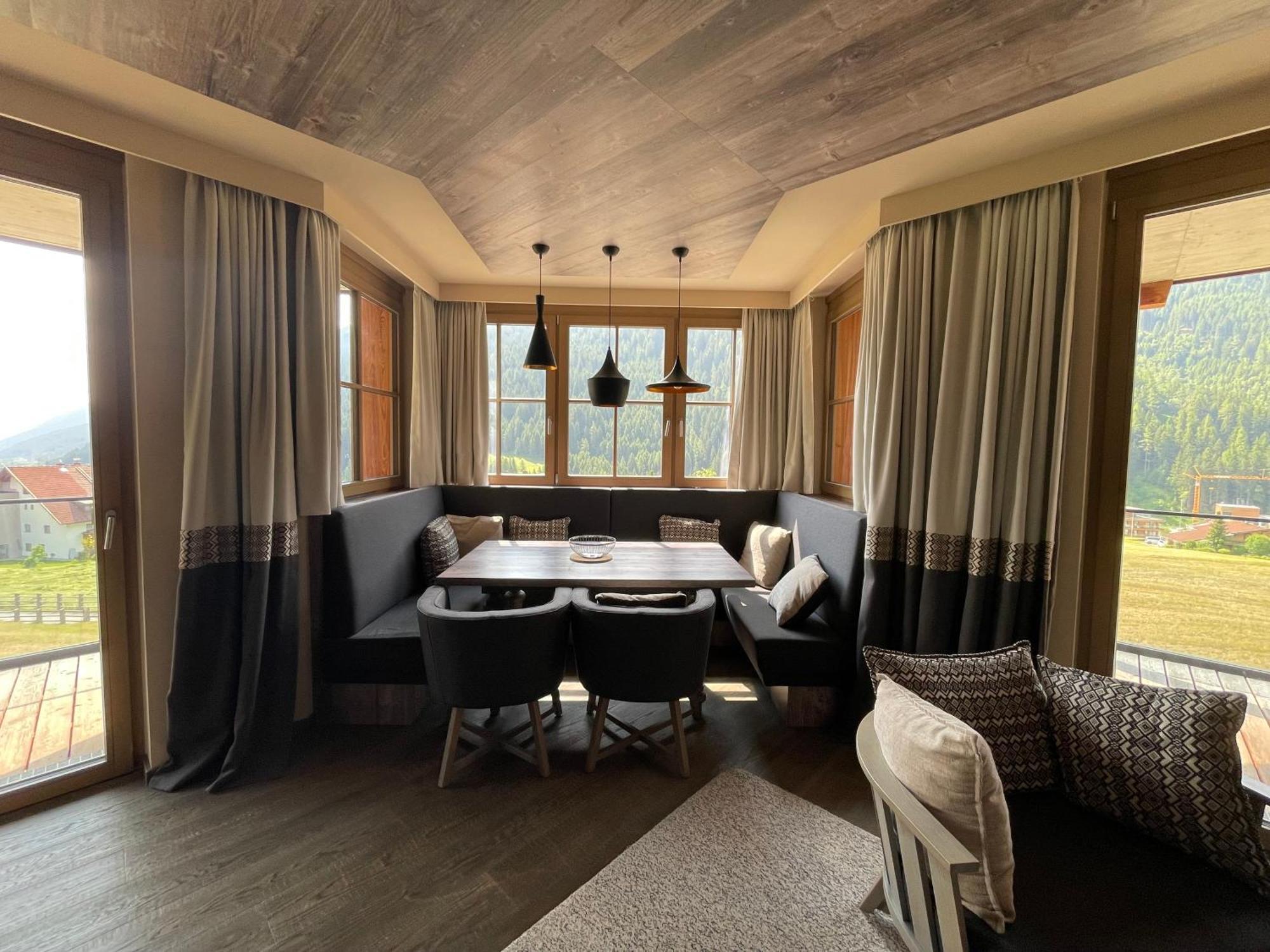 Mountain Residences Aparthotel 4*