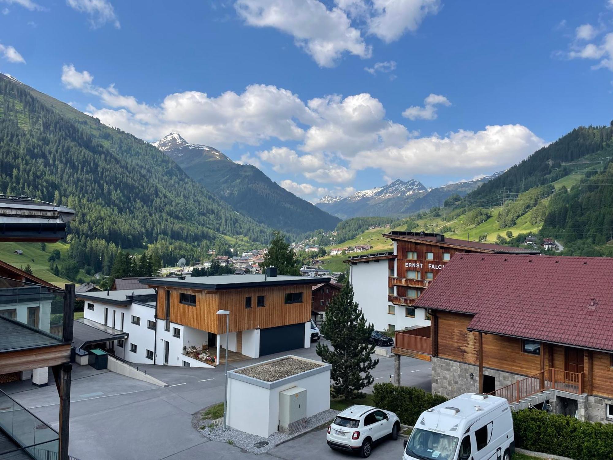 Mountain Residences 4*